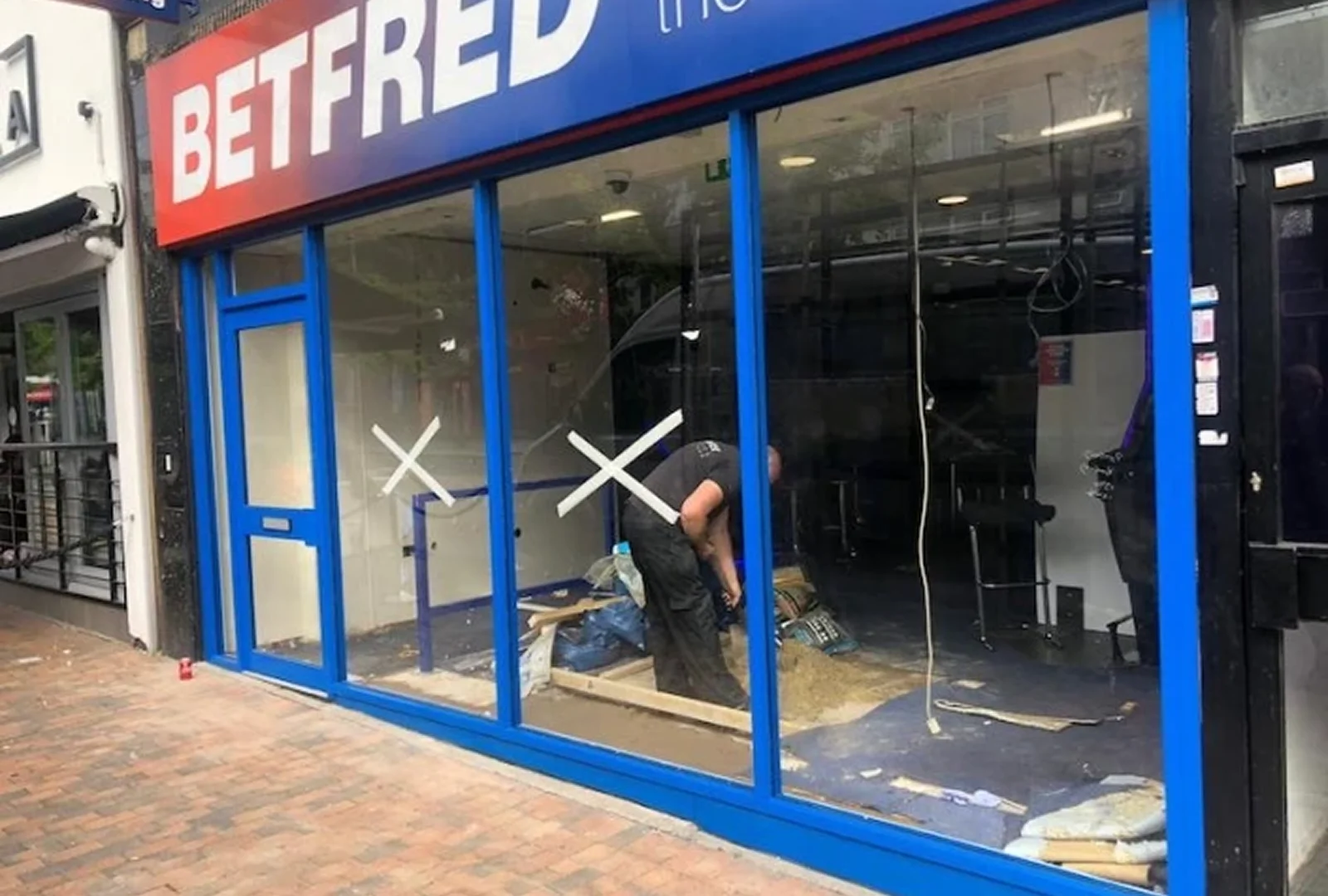 Shop Fronts Nottingham